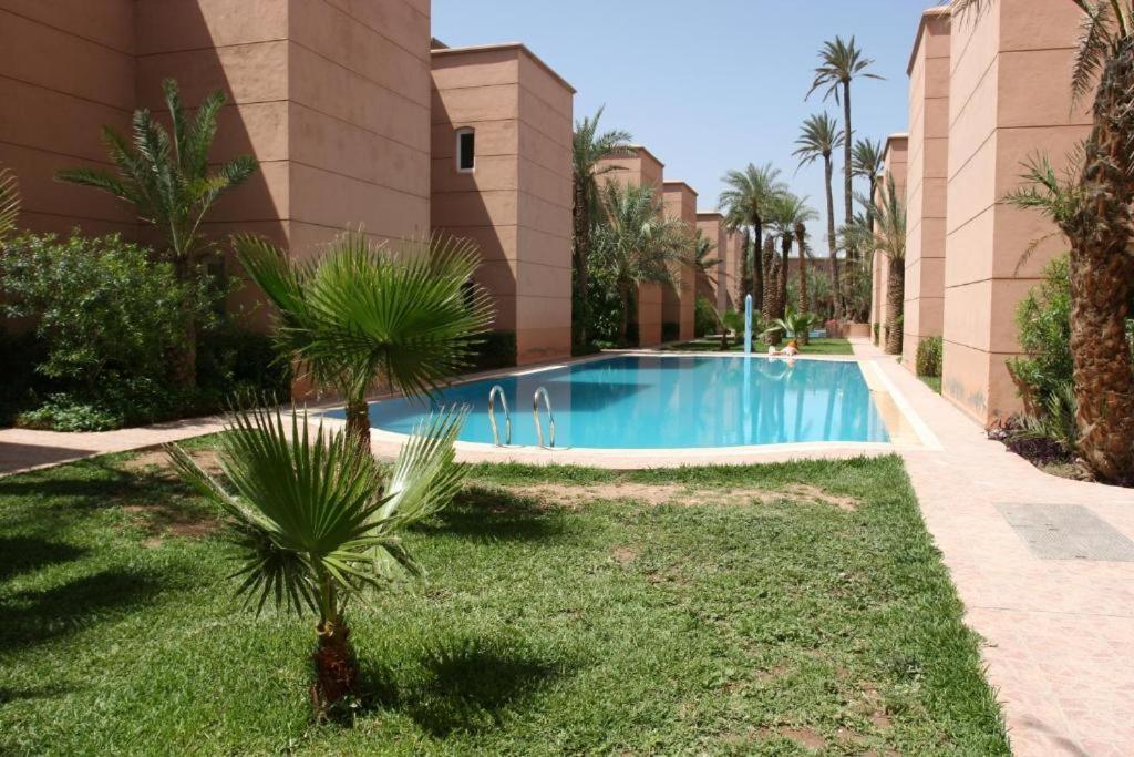 Riad Alaoui 135 With Swimming Pool And Free Parking Marrakesh Exterior photo